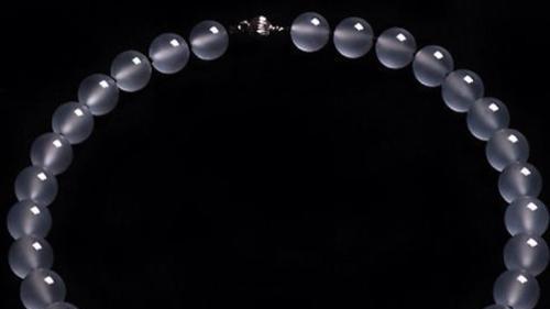 翡翠|你有佩戴高冰手串吗？了解过它的制作工序吗？