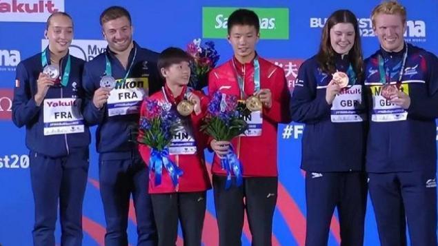 全红婵再获23万奖金！家里小院重新装修，加紧赶工，全爷爷乐开花