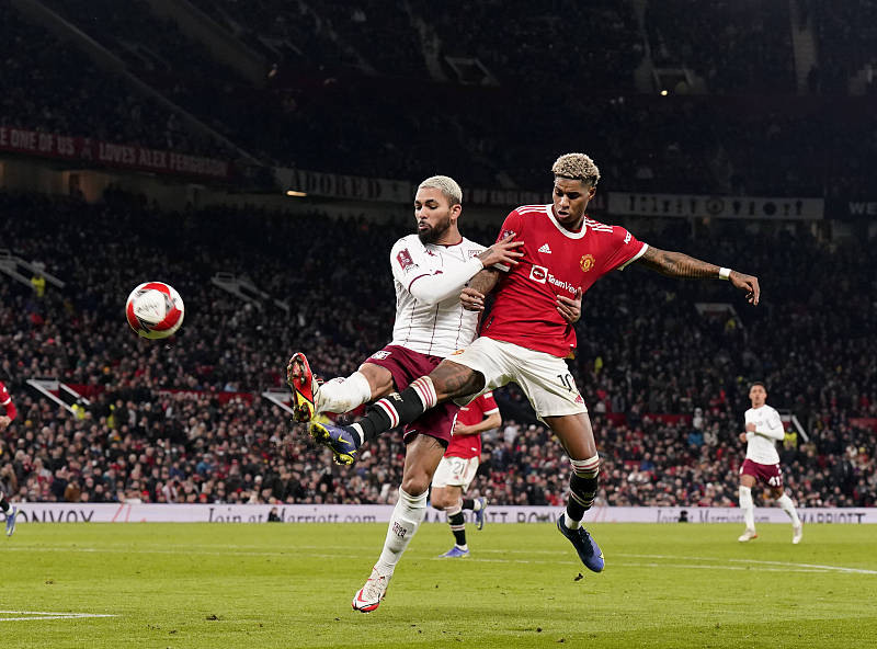 |門(mén)將脫手了都不想著撲上去補(bǔ)射？拉什福德這狀態(tài)！配不上曼聯(lián)首發(fā)