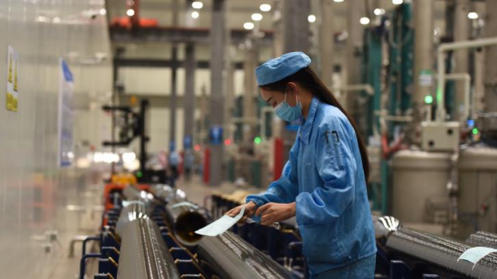 |烟草局员工晒“工资条”，单是公积金的数额，好似别人整月的工资