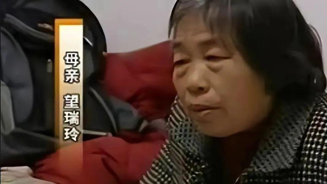 ?上海女研究生寝室厕所自杀，真相曝光：没有人愿意被脐带栓一辈子！