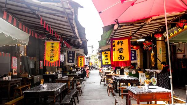 北京市|名气高的小吃街，北京的南锣鼓巷、西安回民街，去了之后回味无穷
