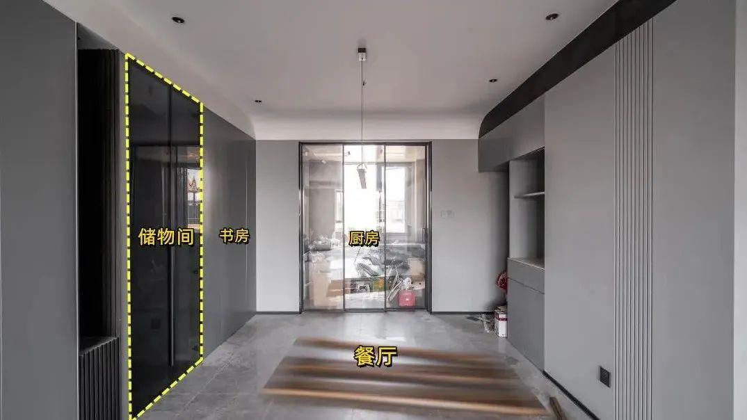 装修牺牲餐厅空间，隔个储物间，1.5㎡就够用，如今都夸我有远见