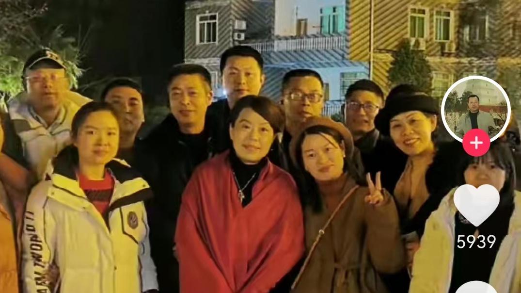 带货|妮妮与田静带货，两人形成鲜明对比？解析：主要是这3条“差距”