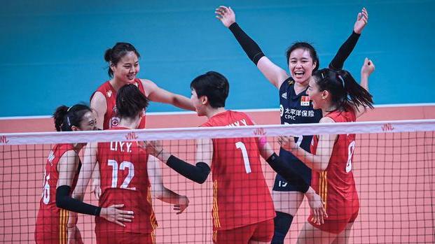 李盈莹|李盈莹20分，中国3-1加拿大，获得2连胜！