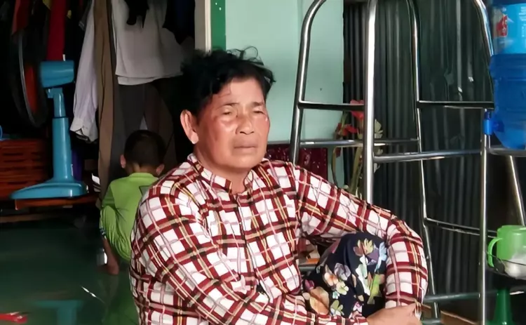 越南大妈误以为中了400万，借3万块请全村人吃大餐后才发现看走眼