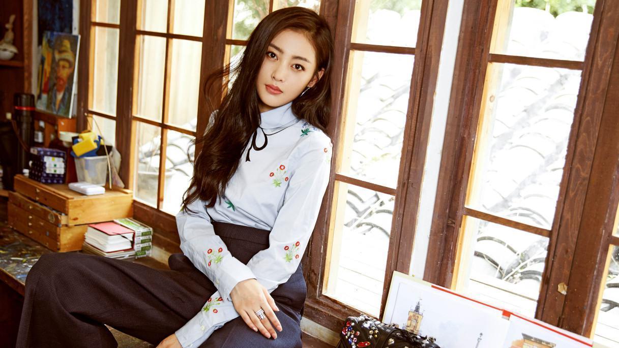 肖战|2022.10.29娱乐爆料：赵丽颖、肖战、成龙、朱一龙、华晨宇、周深