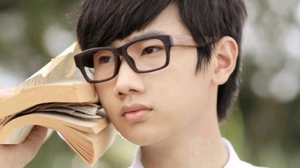 景甜|曾经QQ音乐的三巨头之一，竟沦为综艺咖？