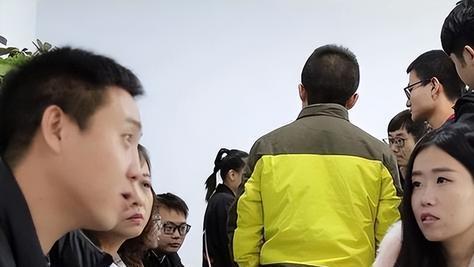 招聘|中国烟草公开招聘，无须笔试月薪9000元起步，毕业生提前了解