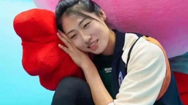 迈克·布朗|早7点，中国女排29岁世界冠军王者归来，新身份惹人羡慕