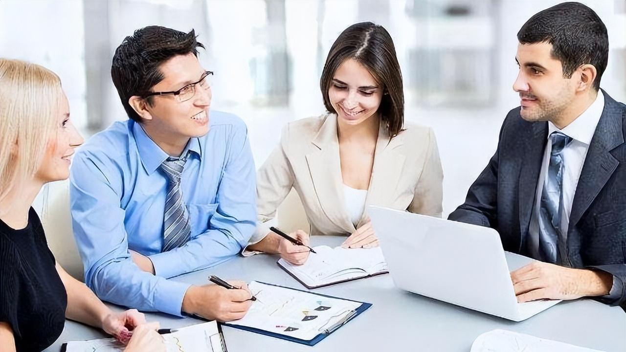 |6招提升在职场中“正式讲话”的技能