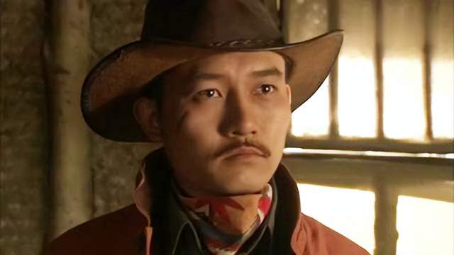 |“雷剧专业户”韩含，燕双鹰御用配角，网友：怎一个“雷”字了得？