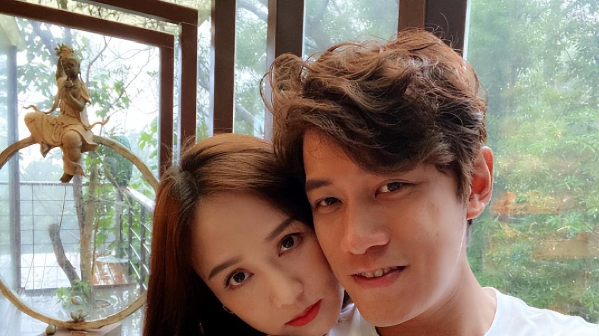 陈乔恩|陈乔恩邀舒淇等聚会，Alan亲自下厨，两大美人同框冻龄颜值抢镜