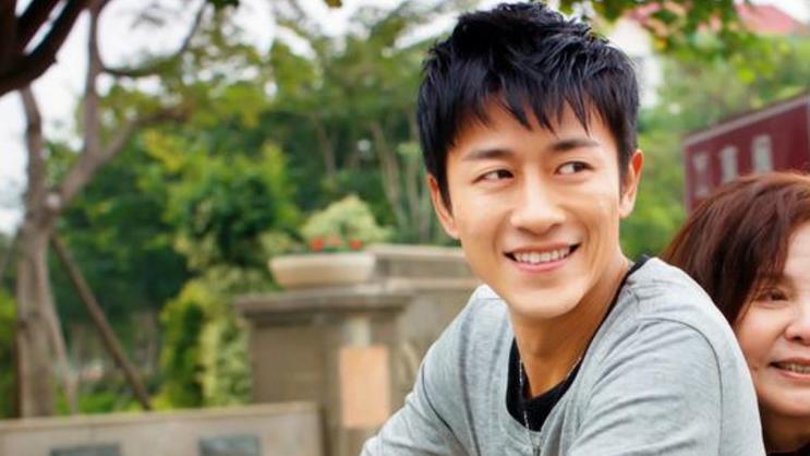 林雨申|林雨申：出道多年不靠制作人母亲，精耕表演40岁终走红，家庭美满