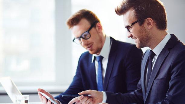 许多|领导性格喜欢什么样性格的人，职场人必须明白这3点！