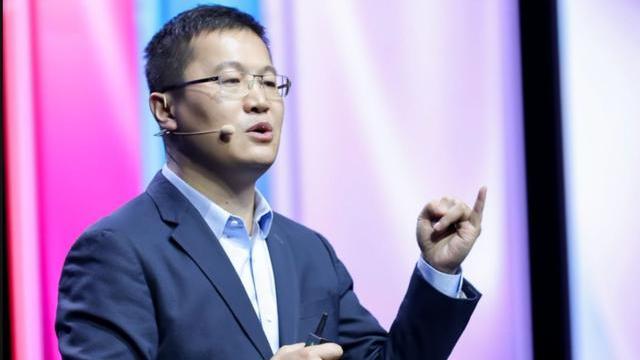 卢伟冰|卢伟冰出手，三款Redmi旗舰春节售价大跳水，最后一款仅1369元