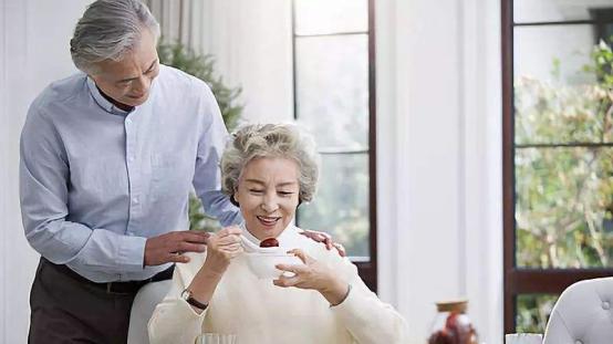 入夏后，建议中老年人，多吃这5道菜谱，既解馋还越吃越健康