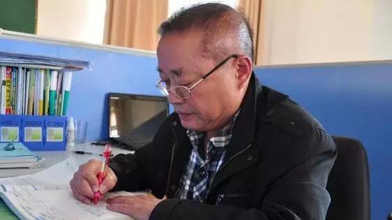 教师|取消带薪寒暑假？北京某教师晒出工资，网友看后表示坐不住了！