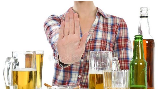 秃顶|领导天天喝酒，第二天上班为什么还跟没事人一样，他们喝完不难受吗？