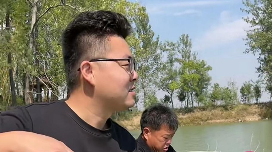 |姚威负责陪岳父钓鱼，田静在户外直播带货，田家人：快乐无处不在