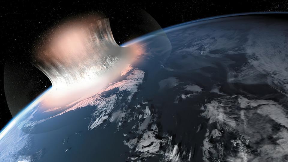 2034年一颗陨石将撞击地美国，一半国土被毁！未来人预言得到科学家认同