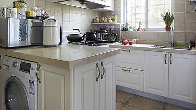 老婆非要在客厅做一排柜子，完工发现太实用了，给大家参考一下