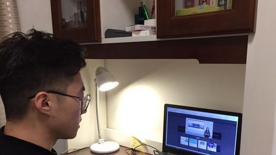 hr|“上网课又不是我造成的”，本科生求职被拒后吐槽，HR看法不同