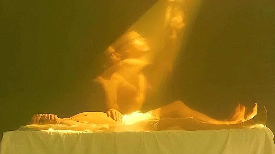 濒死之际：回忆过去，意识离体，温暖安心，让人坦然面对死亡