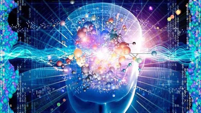 宇宙其实是一个生命体，万物皆被其操控？