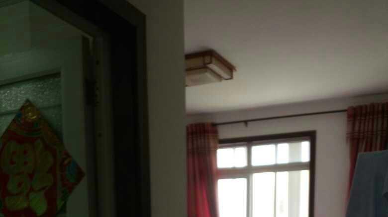 装修4万全包给老乡，吊顶太奇葩，越看越瘆人，是不是被坑了？