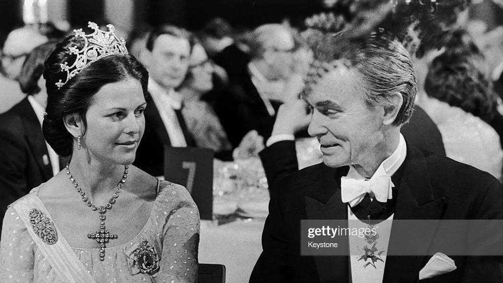 父子相隔40年同获诺贝尔医学奖！他找到了人类起源的秘密