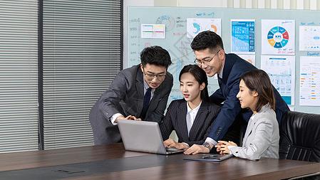 |职场中，与领导关系的好坏，领导看重你能提供的价值