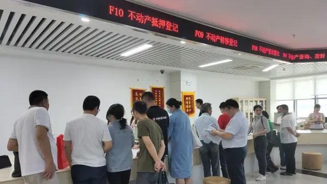 别墅|弄巧成拙！前妻“伪造身份”卖掉213万别墅：10年夫妻反目成仇！