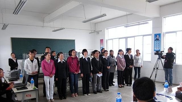 招聘|就差说名字了，杭州一学校招聘数学老师，研究生要求是风景园林