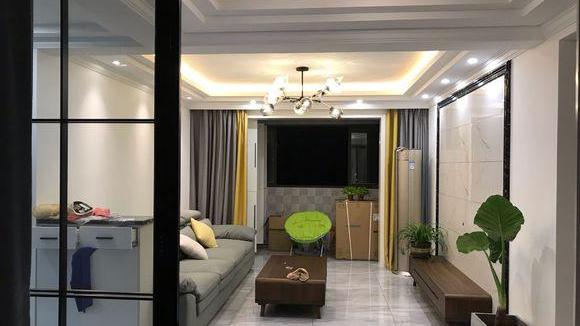 新房终于布置完了，通风玩就入住了，超漂亮的装修连朋友都说好看