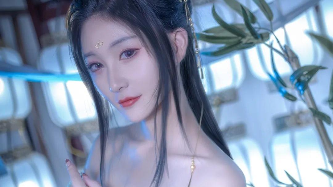 预告|cos：天涯明月刀心王祈年cos正片@糖糖