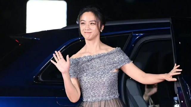 汤唯|汤唯赢麻了！主演电影斩获最佳影后，日常穿搭也圈粉无数