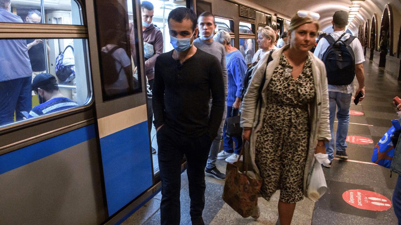 苹果|苹果选择了妥协，外媒：意料之中的事，只剩下华为1个选择了！