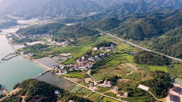 江西|令人“留恋”的一个县，总人口32万，就在江西