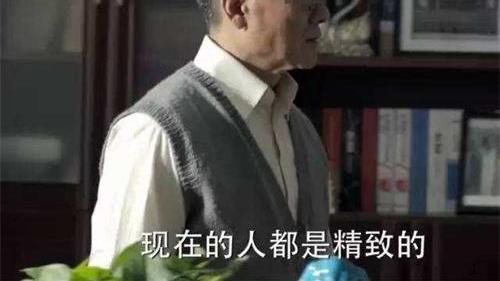 吉林一博士经常头晕，被女友提醒后装监控，竟看到毛骨悚然的真相