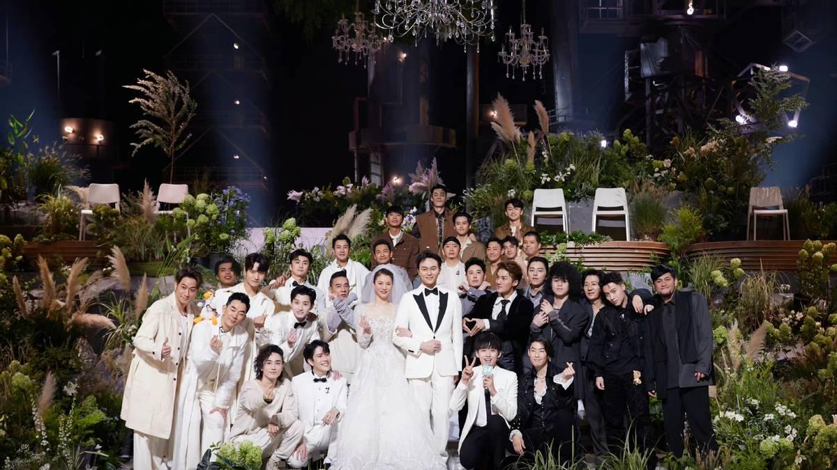 披荆斩棘|《披荆斩棘》成团预测，C位逐渐浮出水面，3人争夺队长头衔