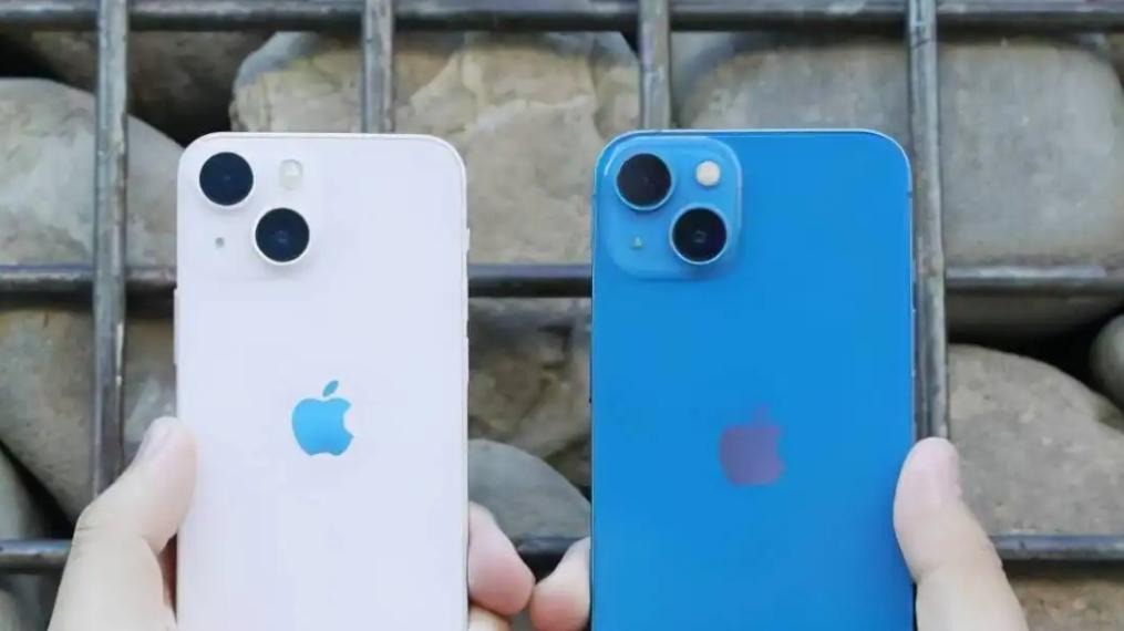 折叠屏|iPhone14最新消息，搭载芯片让人失望，iPhone13继续香一年？