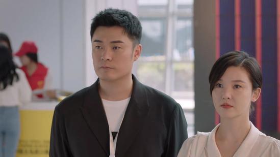 理想生活|《我们这十年》本以为会越来越好看，没想到被《理想生活》打脸