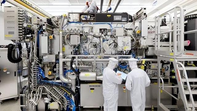 光刻机|光刻机的供应再生变数，ASML明确表态，中国院士说对了！