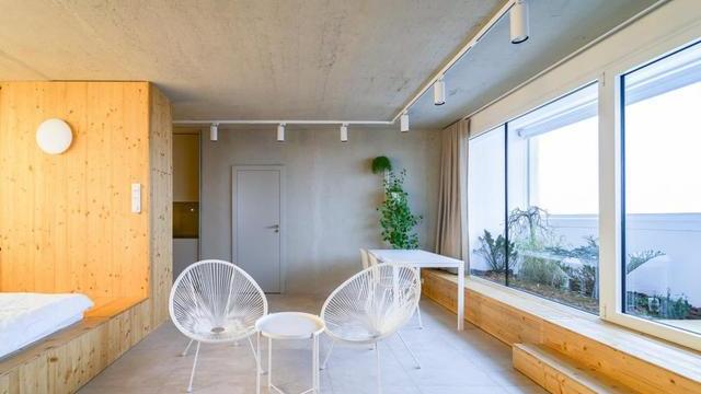 59不买沙发不买床，就打个卡座+榻榻米了事，自己住着舒服就行！