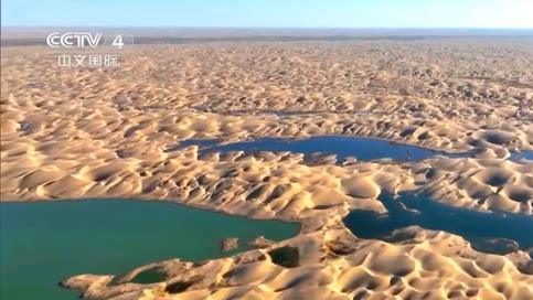 塔克拉玛干沙漠|真罕见！塔克拉玛干沙漠出现大量湖泊，未来会变成绿洲吗？