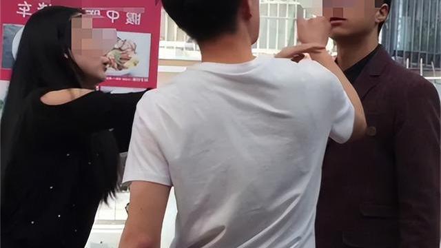 2020年广东一女子与情人在家偷情，被老公抓现行，因一句话酿悲剧