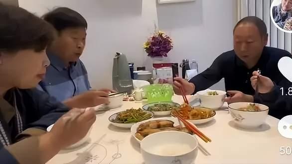 江西|人善被人欺！许妈姚爸处境惹人心酸，熊磊已接公公婆婆到江西团聚