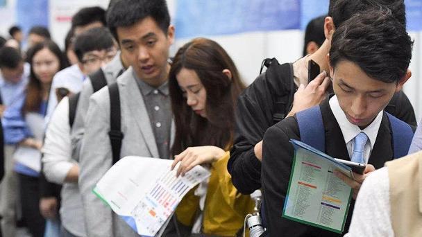 大学生|殡仪馆单位大量扩招，收入让人“心痒痒”，年轻人表示：不敢进！