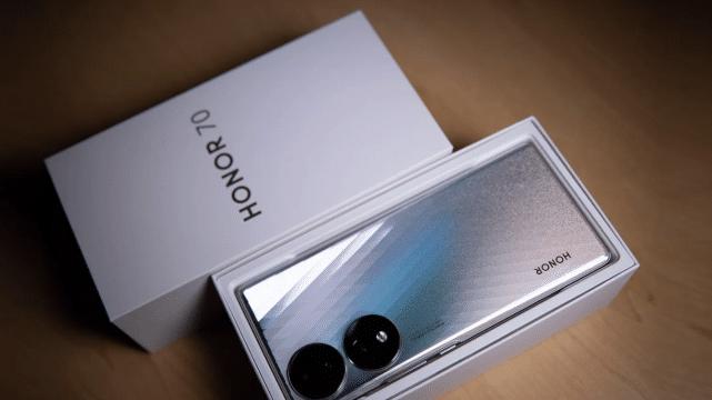 华为荣耀|荣耀80进一步确认：骁龙782G、降频版骁龙8+到来